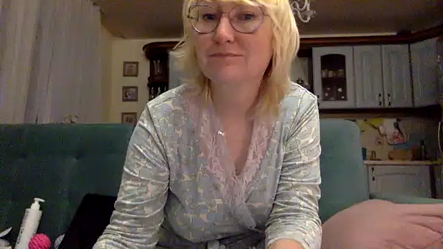 Zeyona élő XXX-chatje