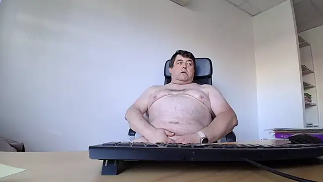 sympatrique Chat XXX in diretta