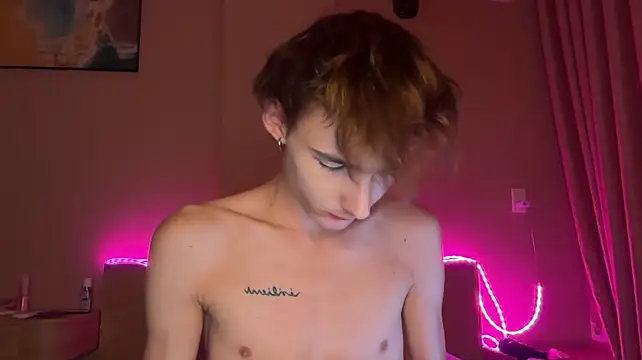 YourLucius Chat XXX live