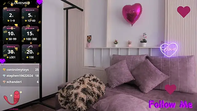 VelvetMouth_'s Live XXX Chat