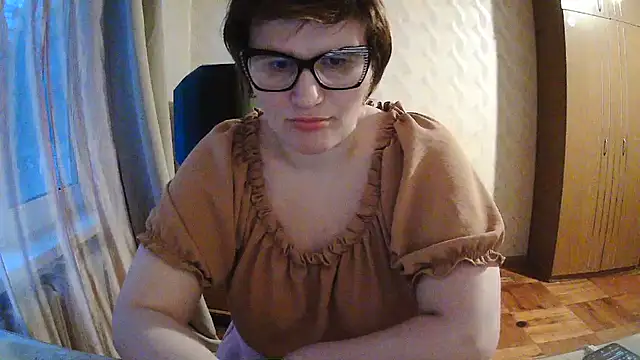Chat +18 de Jolinaha ao vivo