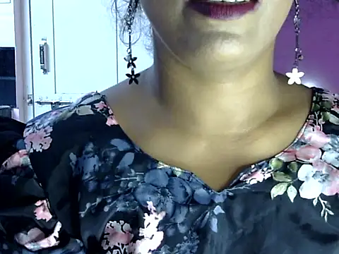 Zara_Sidd's Live XXX Chat