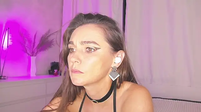 -MARIDRAGON- – Naživo XXX chat