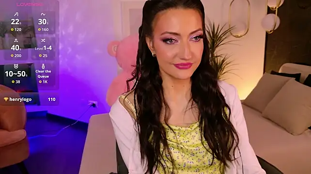 XXX chat uživo modela MariaMegs
