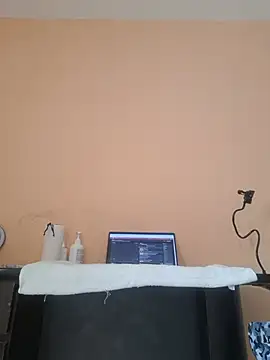 Ally-cutee's Live XXX Chat