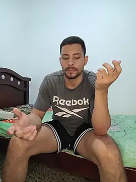 Cris_LaCobra_'s Live XXX Chat