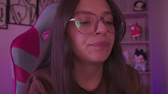 Chat +18 de milly_kenner ao vivo
