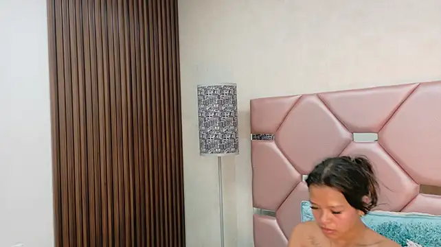 Vickyy_Cherry Chat XXX live
