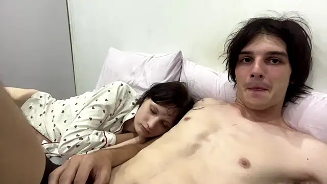 altycouple live XXX chat