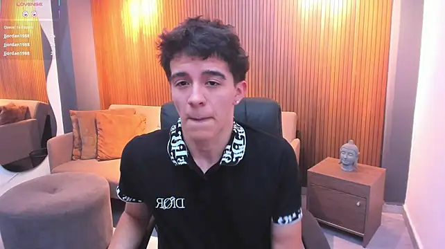 Austinbolt's Live XXX Chat