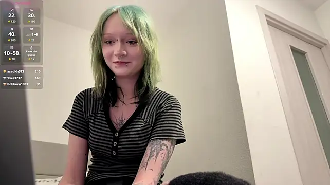 CrystalXross' Live XXX Chat