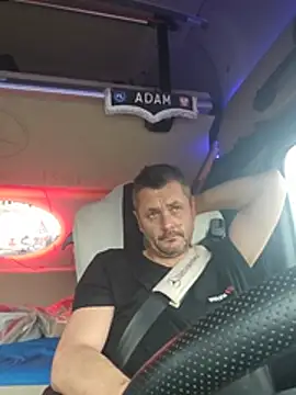 adas- – Naživo XXX chat