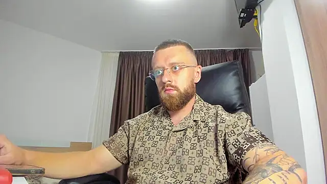 Sembang XXX Secara Langsung Findom_guy