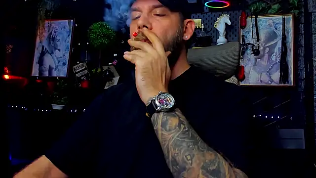Онлайн чат XXX LexHardy