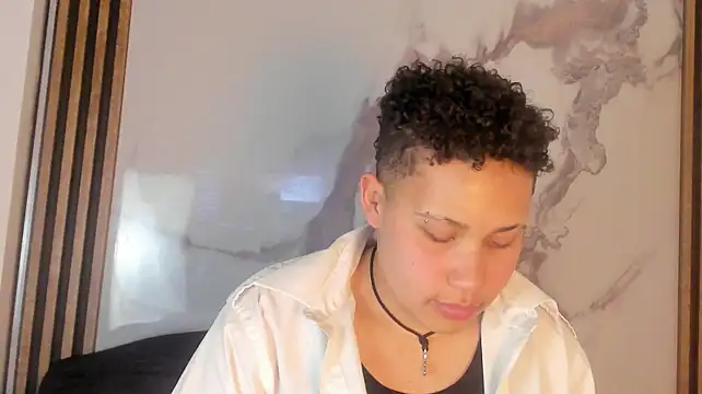 BullSmoke19 Chat XXX live