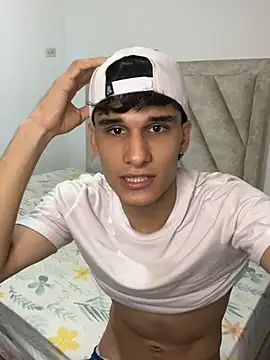 Andrew_BigTeen live XXX chat