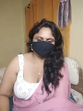 Sravvi499 Chat XXX live