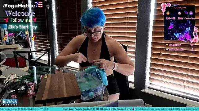 Chat +18 de YogaHottie76 ao vivo