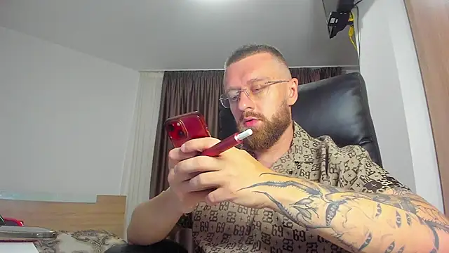 Findom_guy Chat XXX live