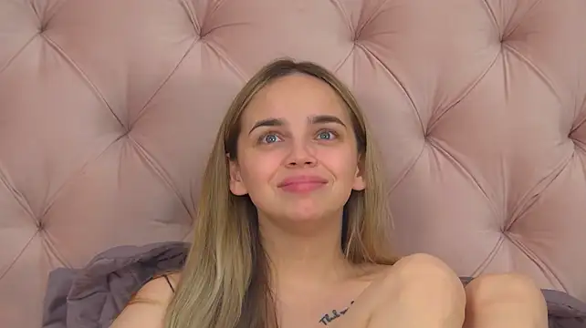 AnitaVenture's Live XXX Chat