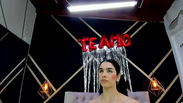 دردشة CelesteCox الجنسية المباشرة