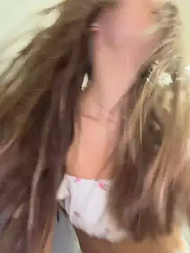 ICrazyOneIRL Chat XXX live