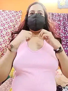 Hotpuja25's Live XXX Chat