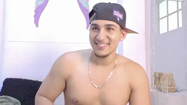 Massimo_11n Live XXX chat