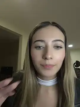 XXX chat uživo modela kloe__t18