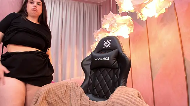 دردشة BattyMoll الجنسية المباشرة