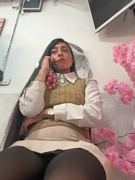 IsabellaMariet Adlı Modelin Canlı XXX Sohbeti