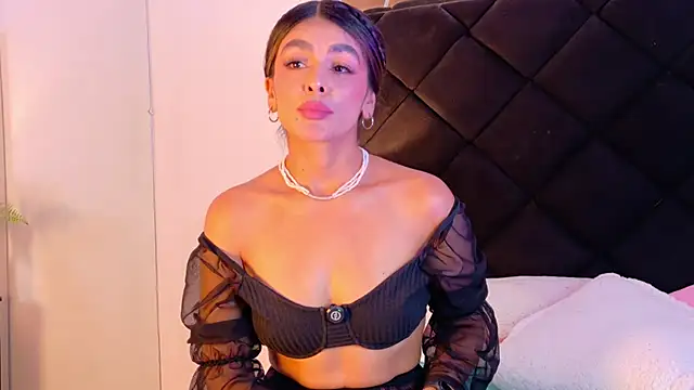 دردشة Holly_Brensonexx_ الجنسية المباشرة