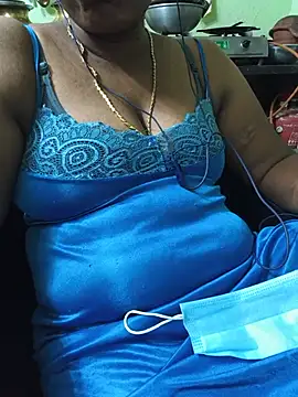 Tamilselviroja-'s Live XXX Chat