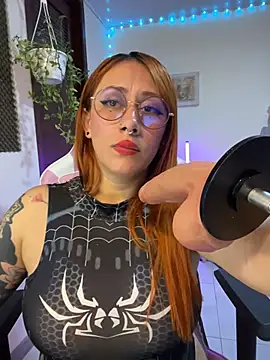 Luna_Paris_'s Live XXX Chat