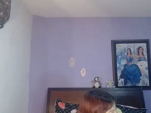 Chat +18 de Emma-Wilson ao vivo