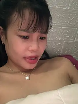 Bemi3_sexyy Show Webcam