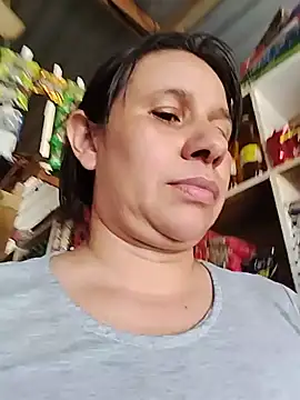 Czat XXX na żywo – MIA-LARIOS