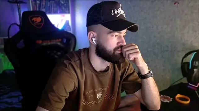 _Serious_Man Live XXX Chat