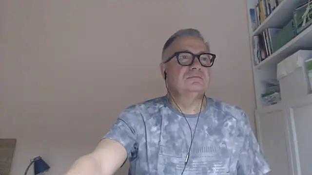 YOU6me Live XXX-chat