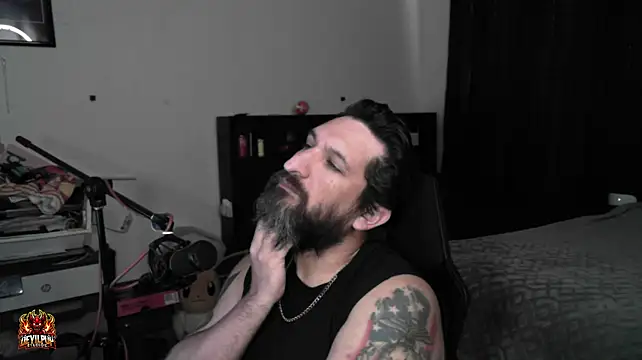 DevilPup75_n Live XXX chat