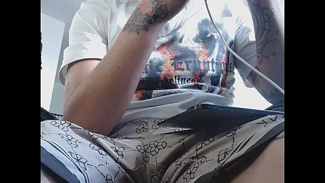 Czat XXX na żywo – Malek_Xarx69