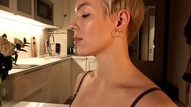 XXX chat uživo modela spiklencii
