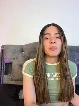 XXX chat uživo modela Lottus_fire