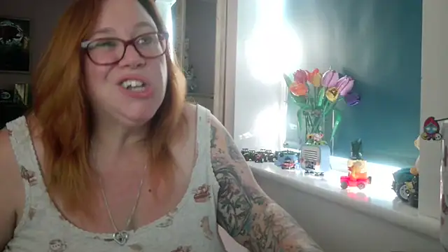 NikiDeeOfficial Live XXX-chat
