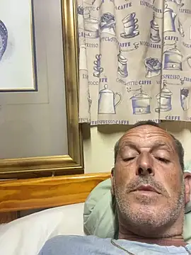 Chat XXX en directo de GeldenKuy