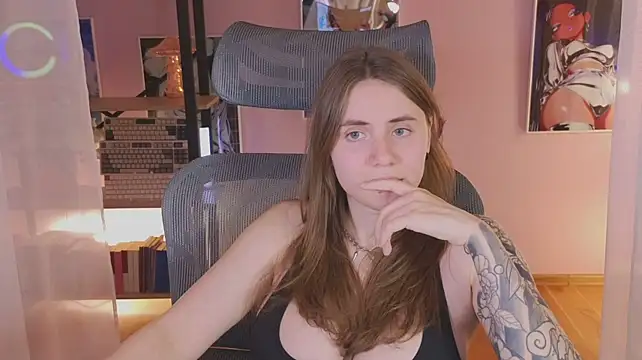 Chat +18 de _AnnaStark_ ao vivo