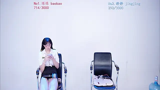 MJ-520's Live XXX Chat