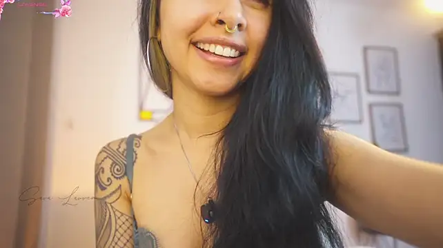 sara-lauren Live XXX-chat