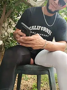 צ'אט XXX בשידור חי של PIGHIGHDIRTY_p0