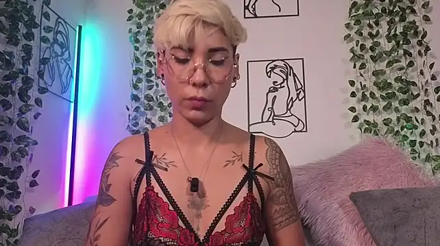 MiaMorgan_ Live XXX-Chat